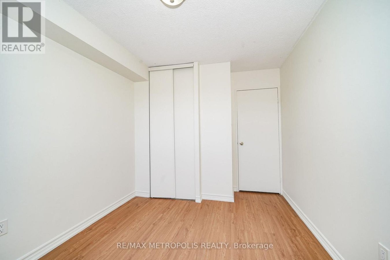 407 - 301 PRUDENTIAL DRIVE - Photo 22