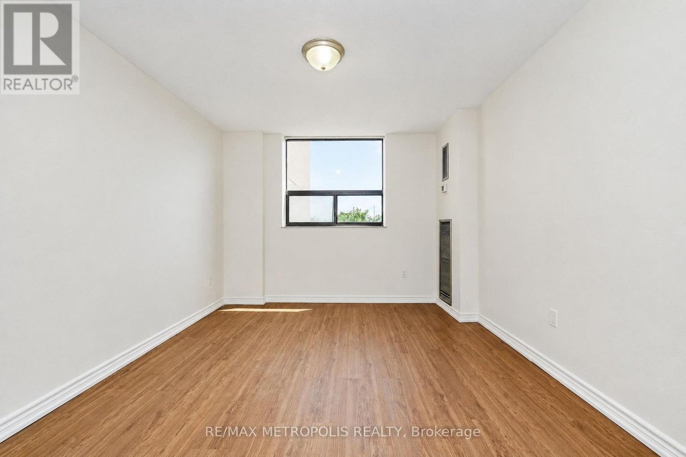407 - 301 PRUDENTIAL DRIVE - Photo 23