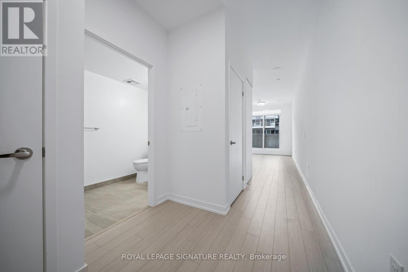 714 - 4010 EGLINTON AVENUE W - Photo 3