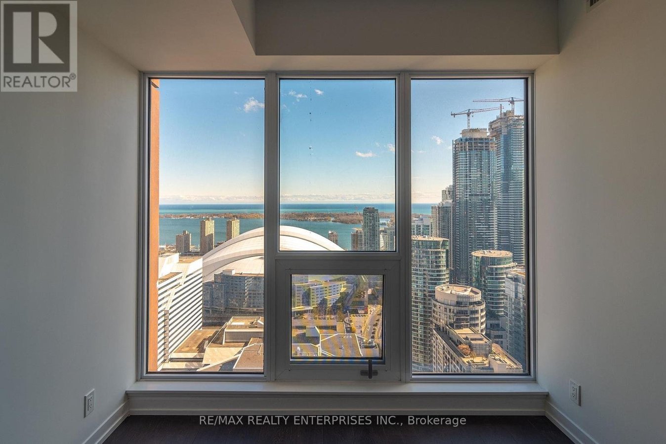 4315 - 55 MERCER STREET - Photo 1