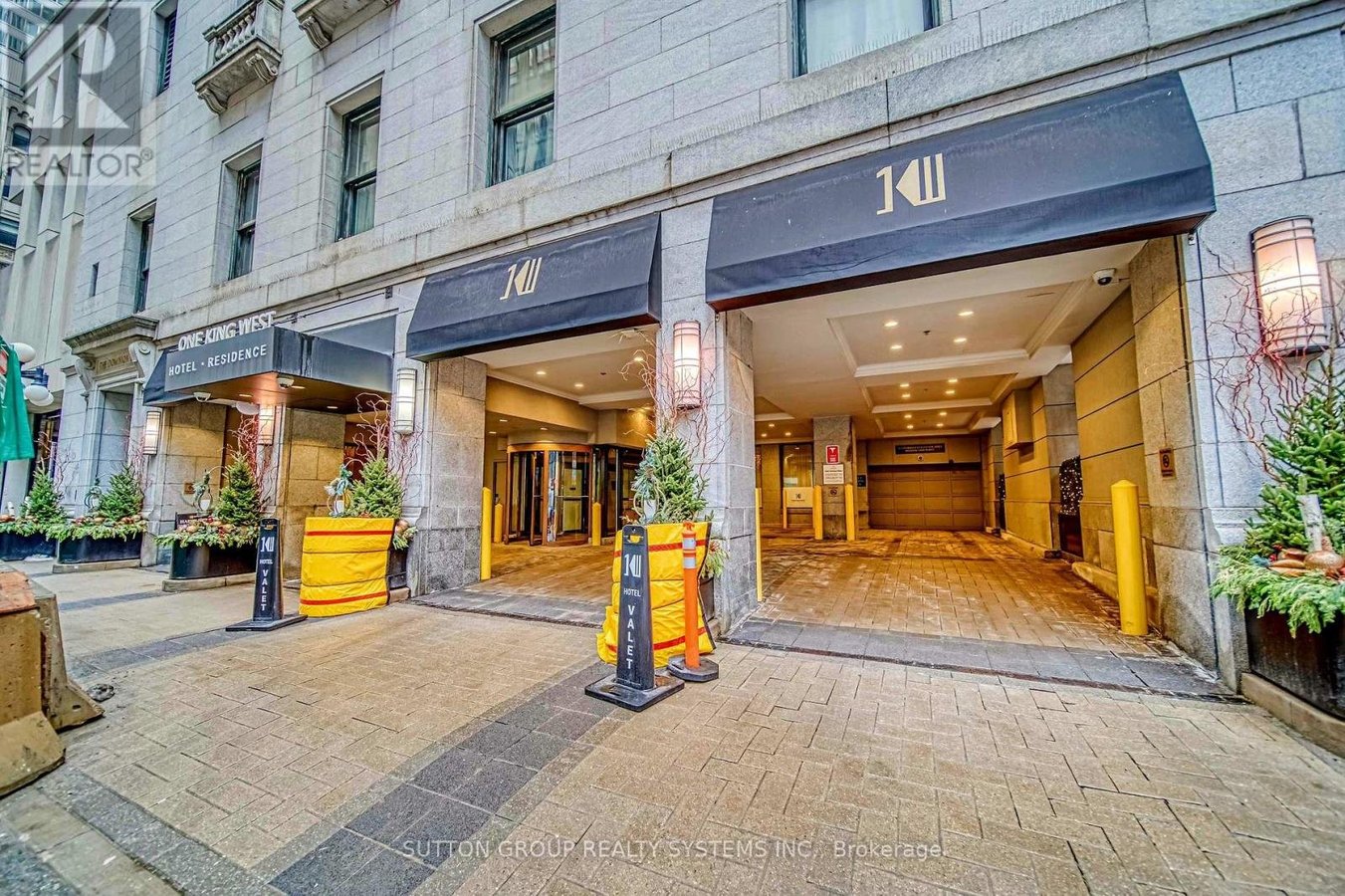 915 - 1 KING STREET W - Photo 4