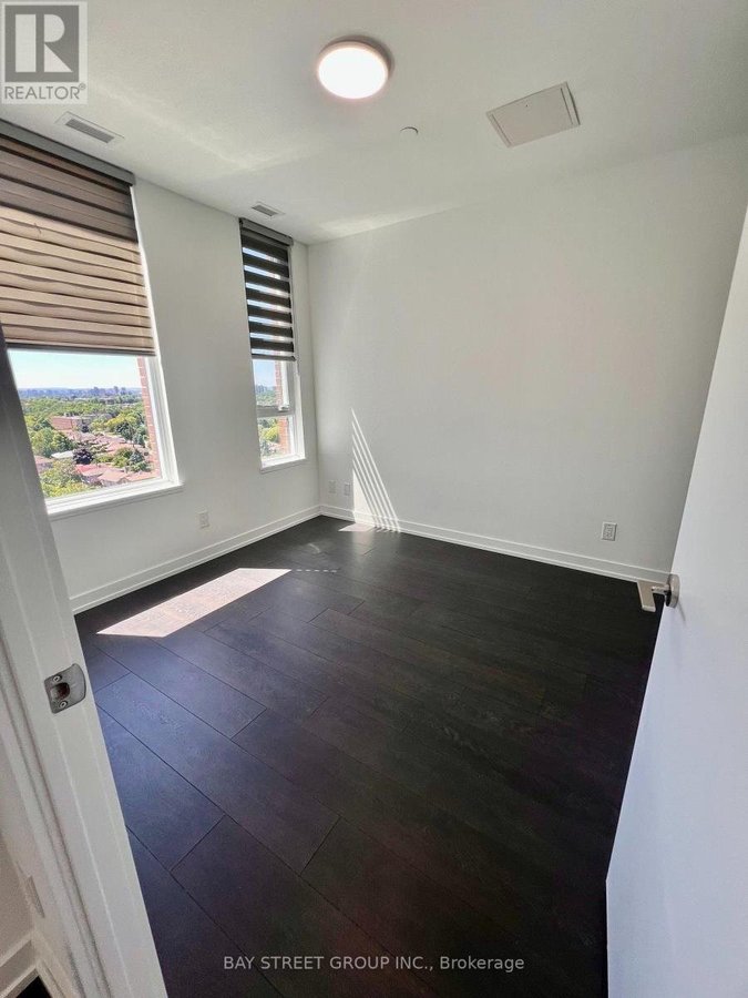 1123 - 3100 KEELE STREET - Photo 4