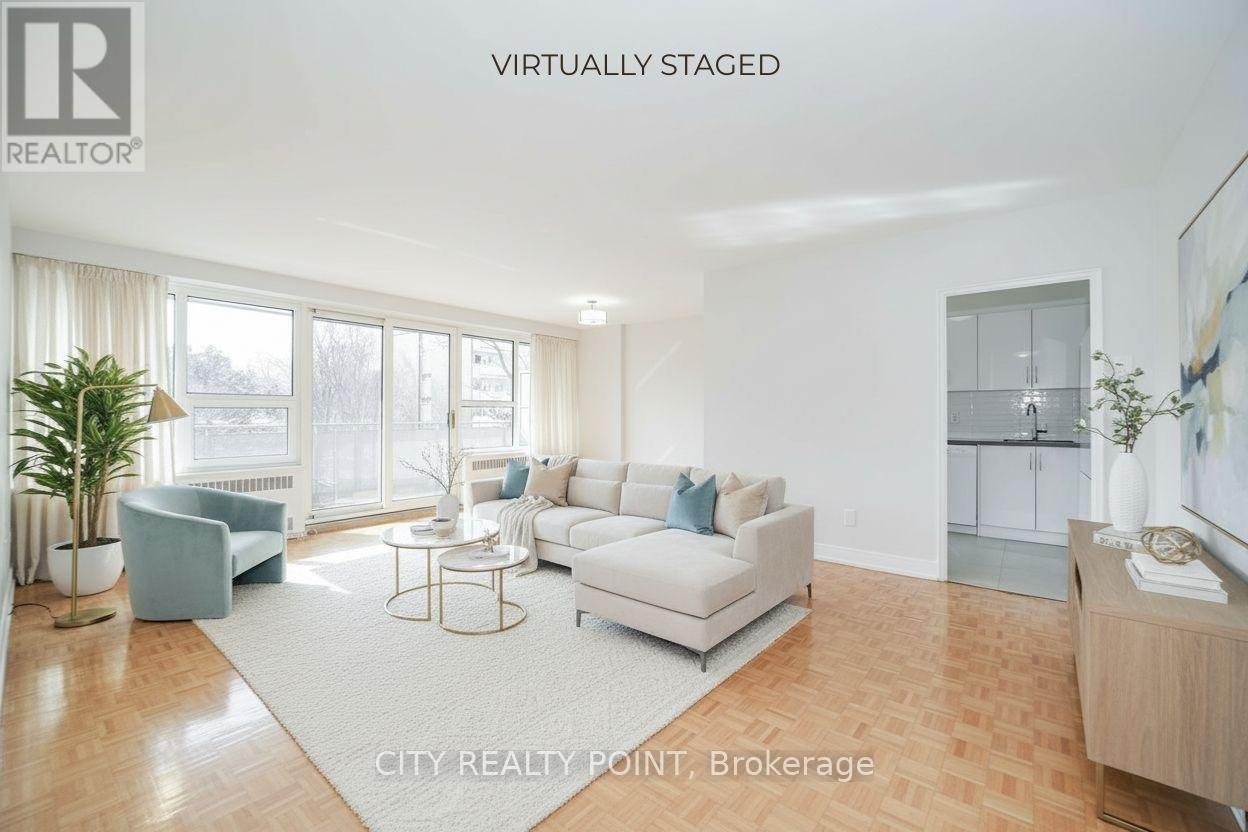 203 - 10 SHALLMAR BOULEVARD - Photo 1