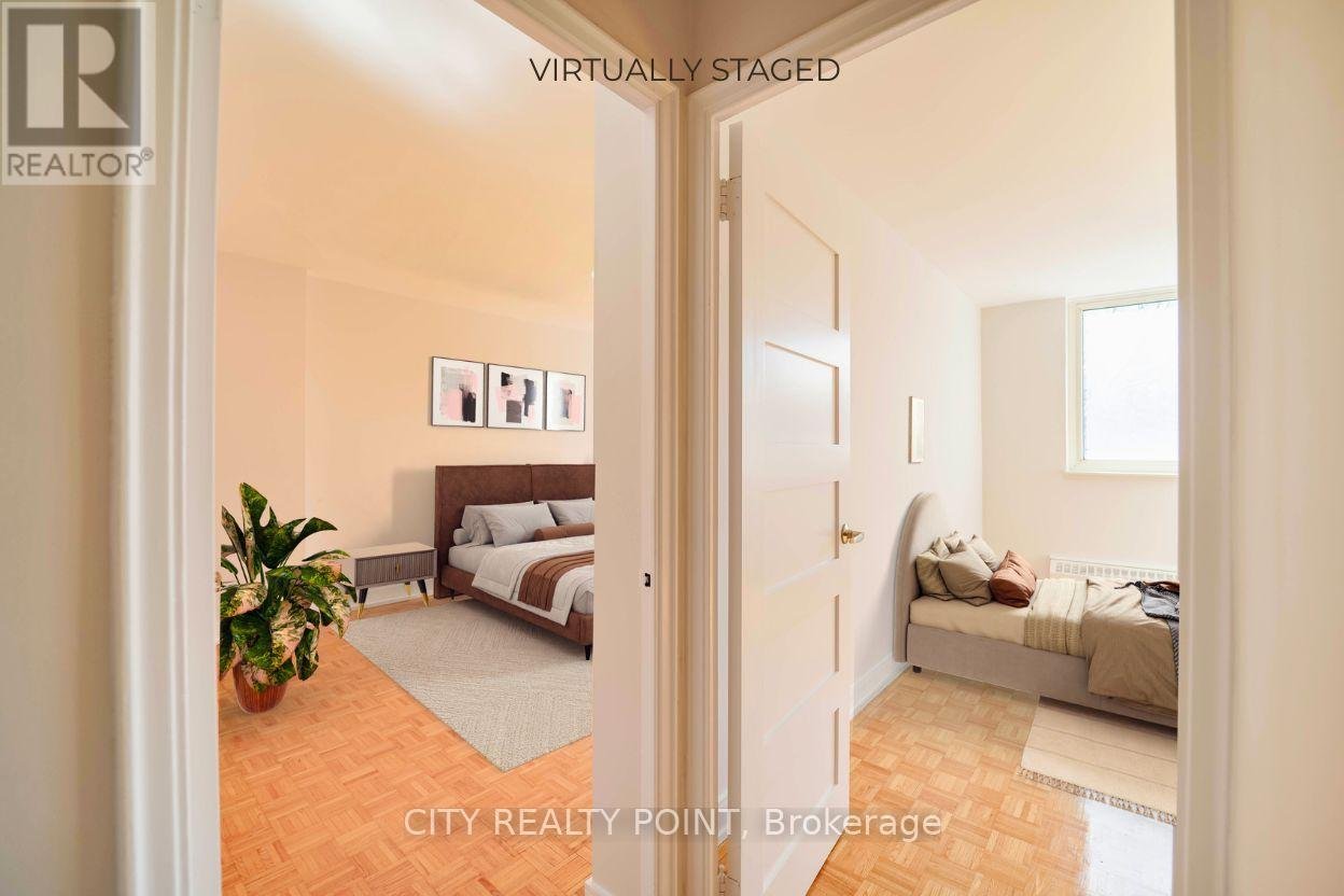 203 - 10 SHALLMAR BOULEVARD - Photo 2