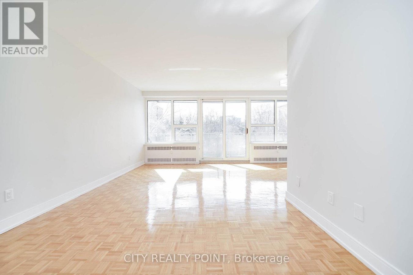 203 - 10 SHALLMAR BOULEVARD - Photo 3