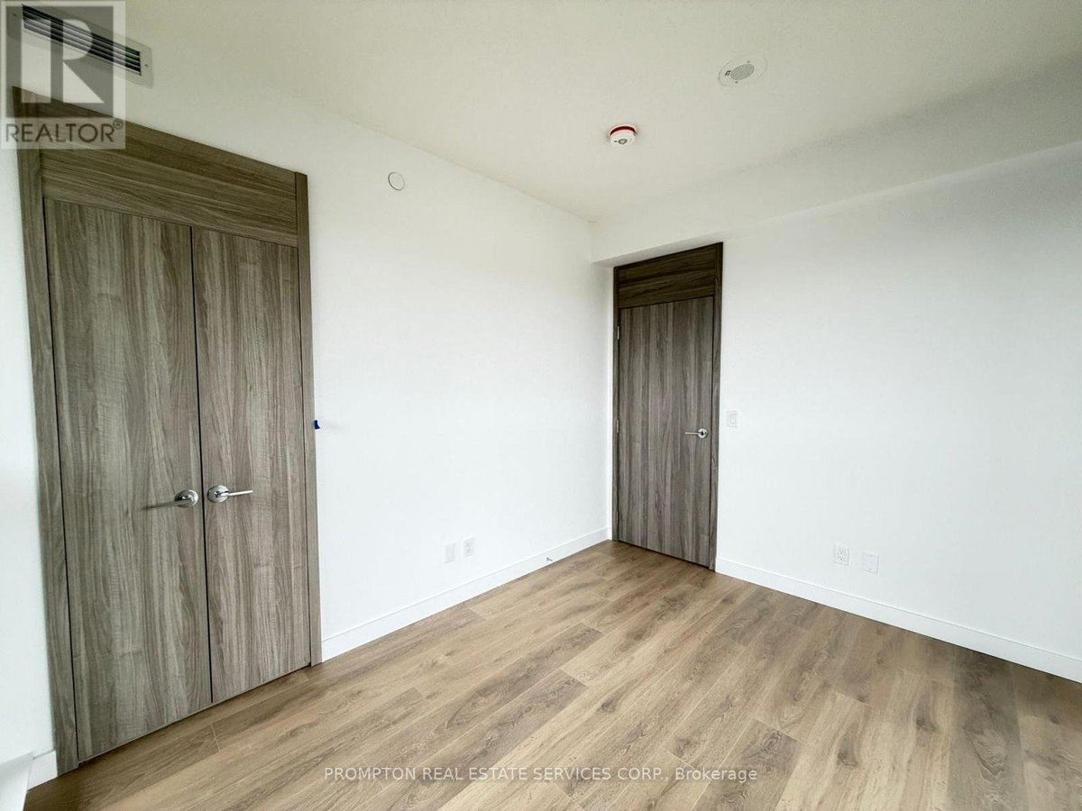 1205 - 18 ESTHER SHINER BOULEVARD - Photo 13