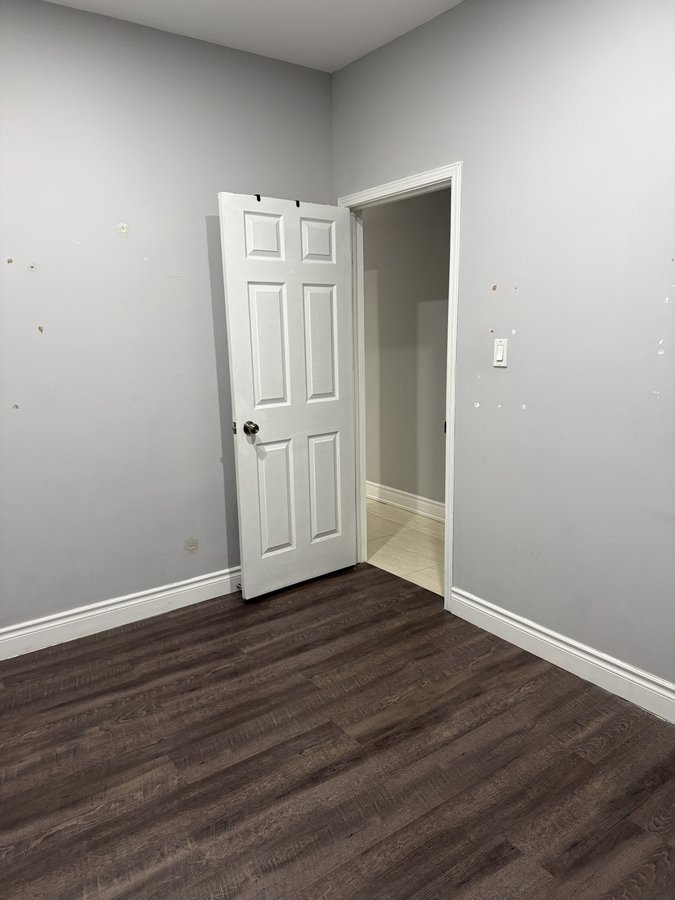 650 Gerrard Street East - Photo 2