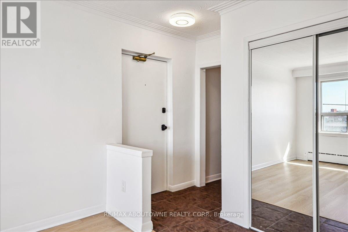 6 - 2 WESLEY STREET - Photo 6