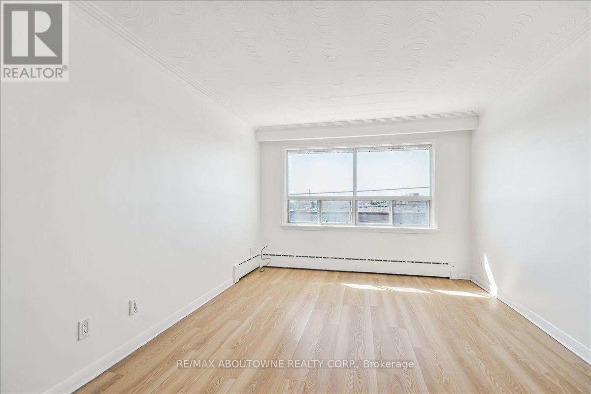 6 - 2 WESLEY STREET - Photo 13