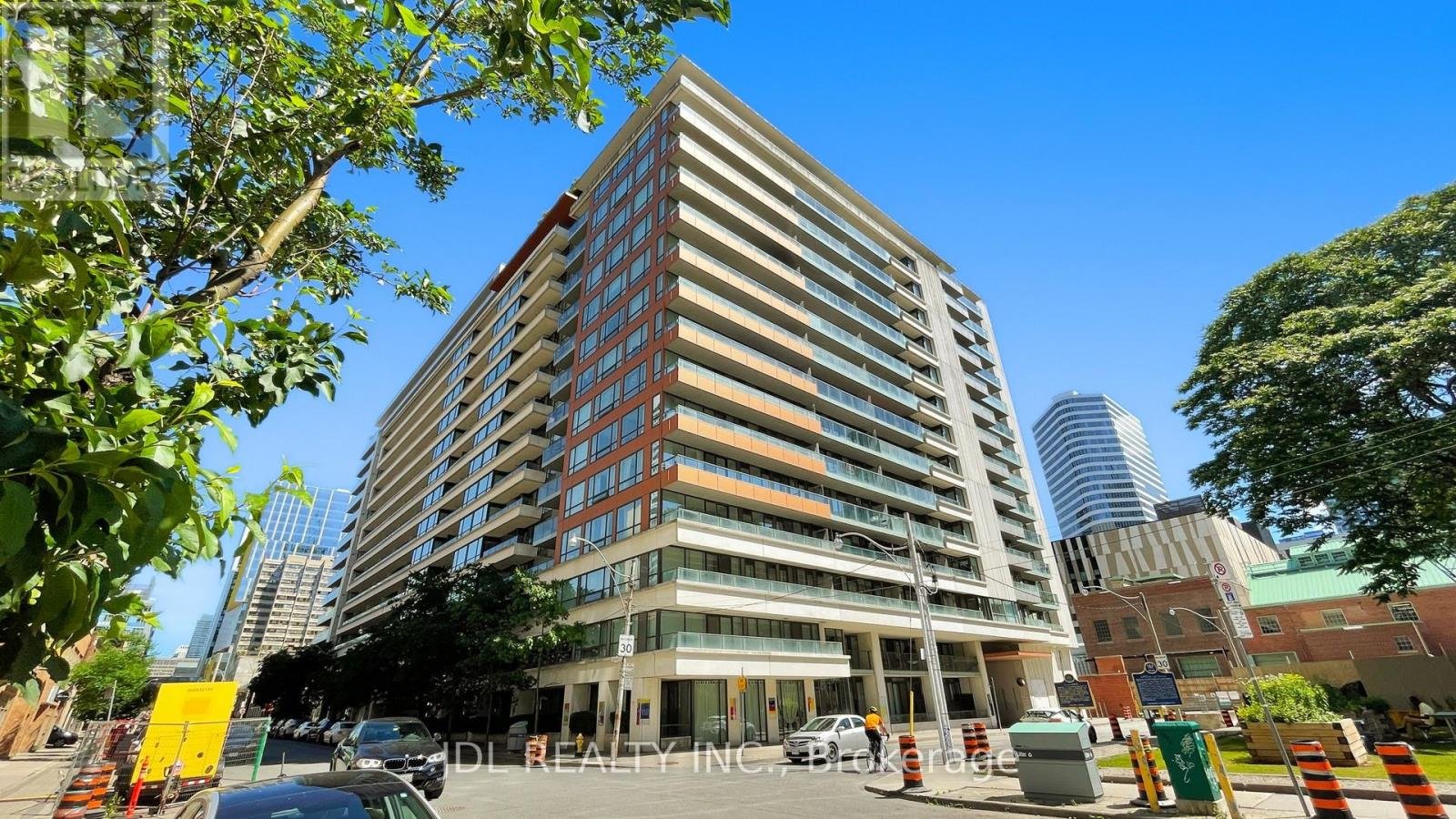 1037 - 111 ELIZABETH STREET - Photo 2