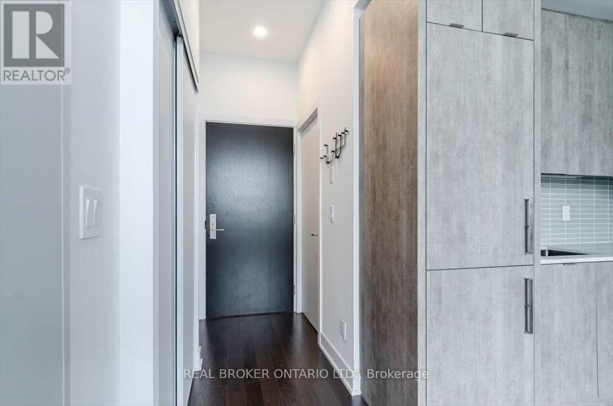 2501 - 181 BEDFORD ROAD - Photo 4