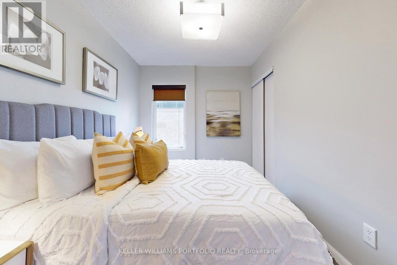 235 - 10 FOUNDRY AVENUE - Photo 21
