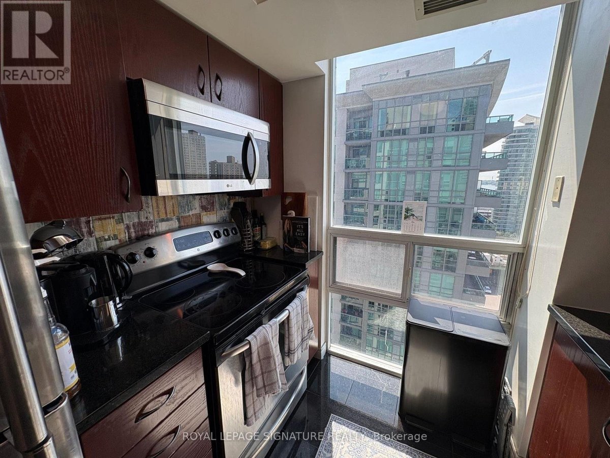 1708 - 51 LOWER SIMCOE STREET - Photo 7