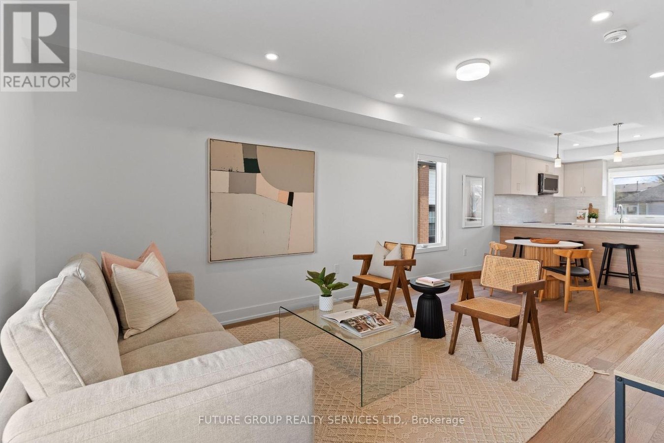 UNIT 1 - 15 ACORN AVENUE - Photo 1