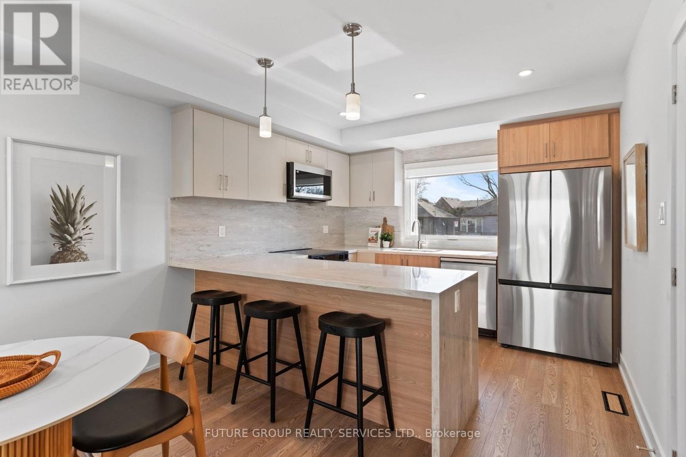 UNIT 1 - 15 ACORN AVENUE - Photo 12