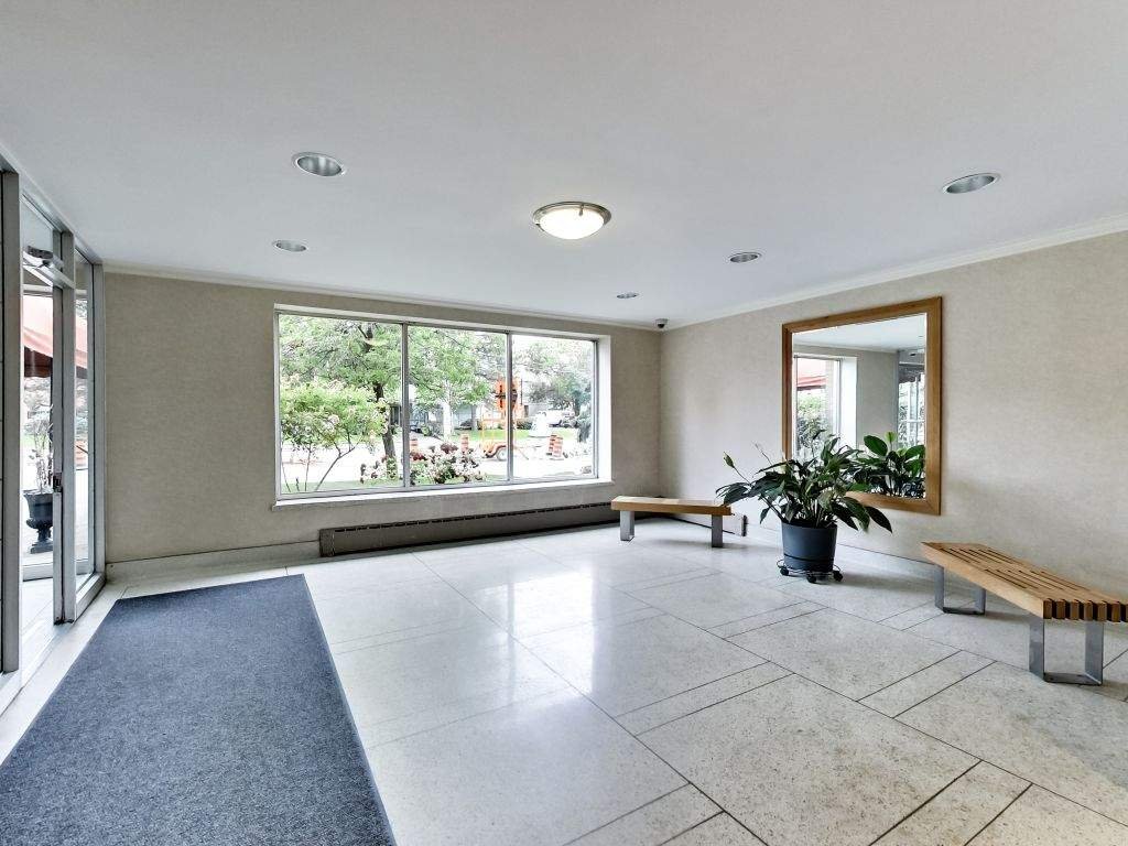 460 Eglinton Avenue East - Photo 5