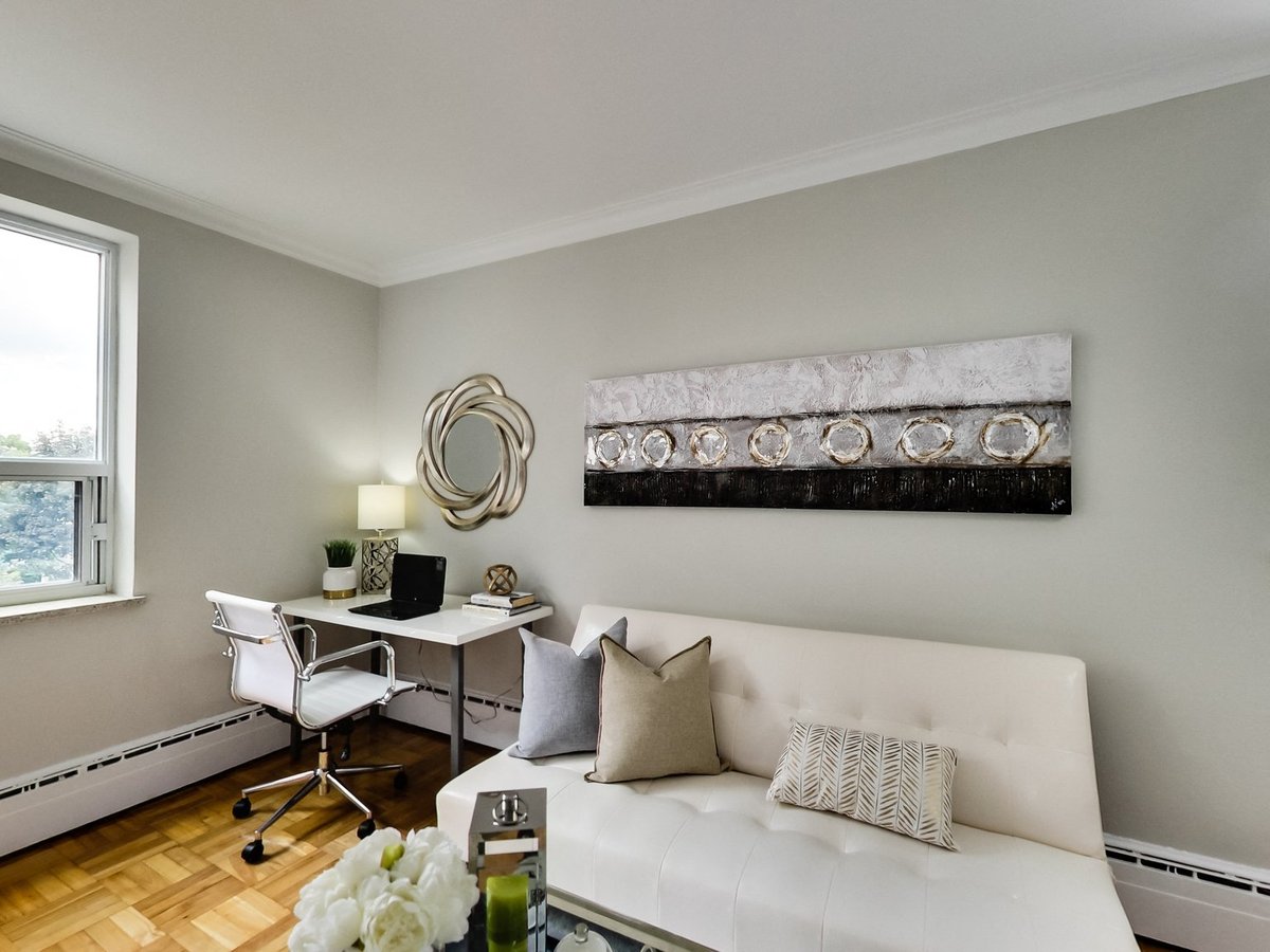 460 Eglinton Avenue East - Photo 12