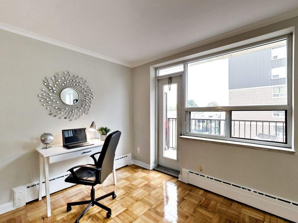460 Eglinton Avenue East - Photo 17