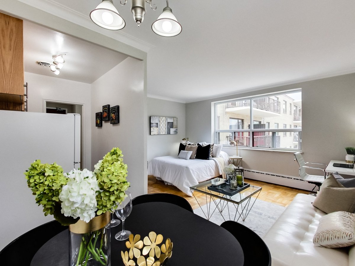 460 Eglinton Avenue East - Photo 33
