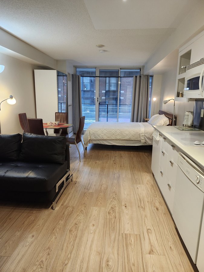 111 Elizabeth Street - Photo 20