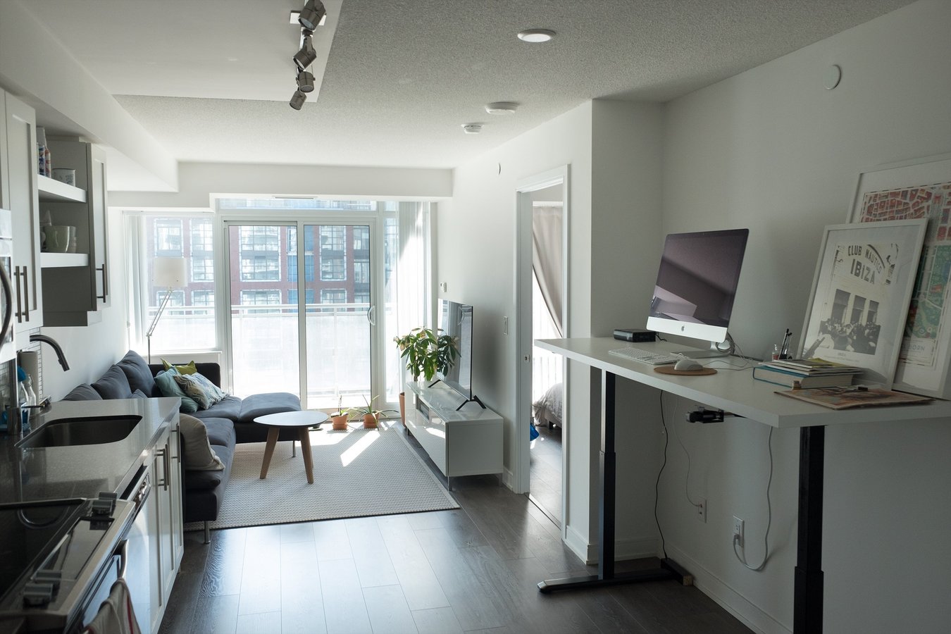 Rentals Ca 525 Adelaide Street West Toronto On For Rent