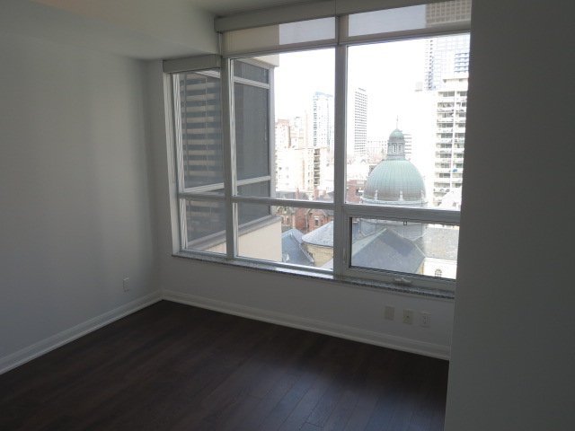 500 Sherbourne Street - Photo 24