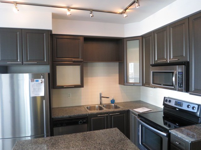500 Sherbourne Street - Photo 17