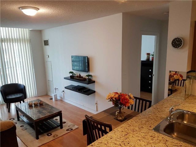 761 Bay Street - Photo 9