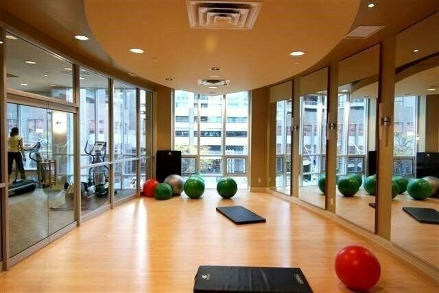 761 Bay Street - Photo 3