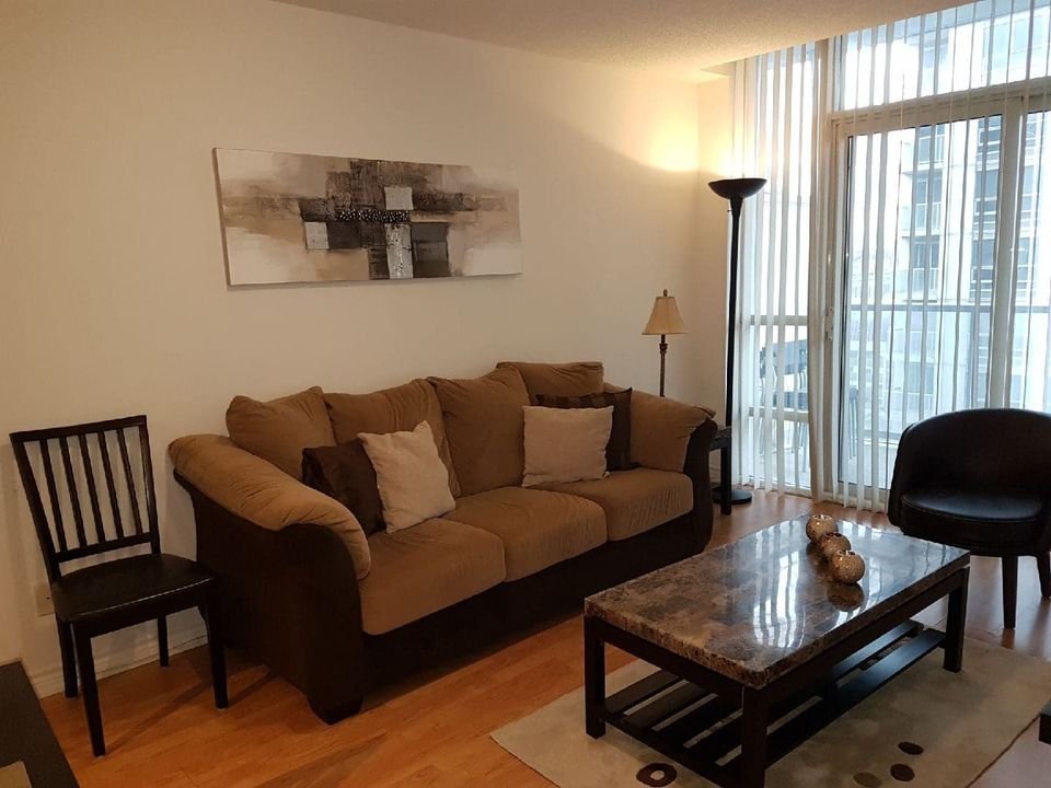 761 Bay Street - Photo 10