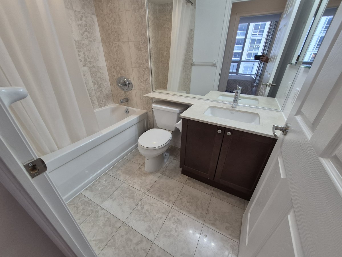 761 Bay Street - Photo 18