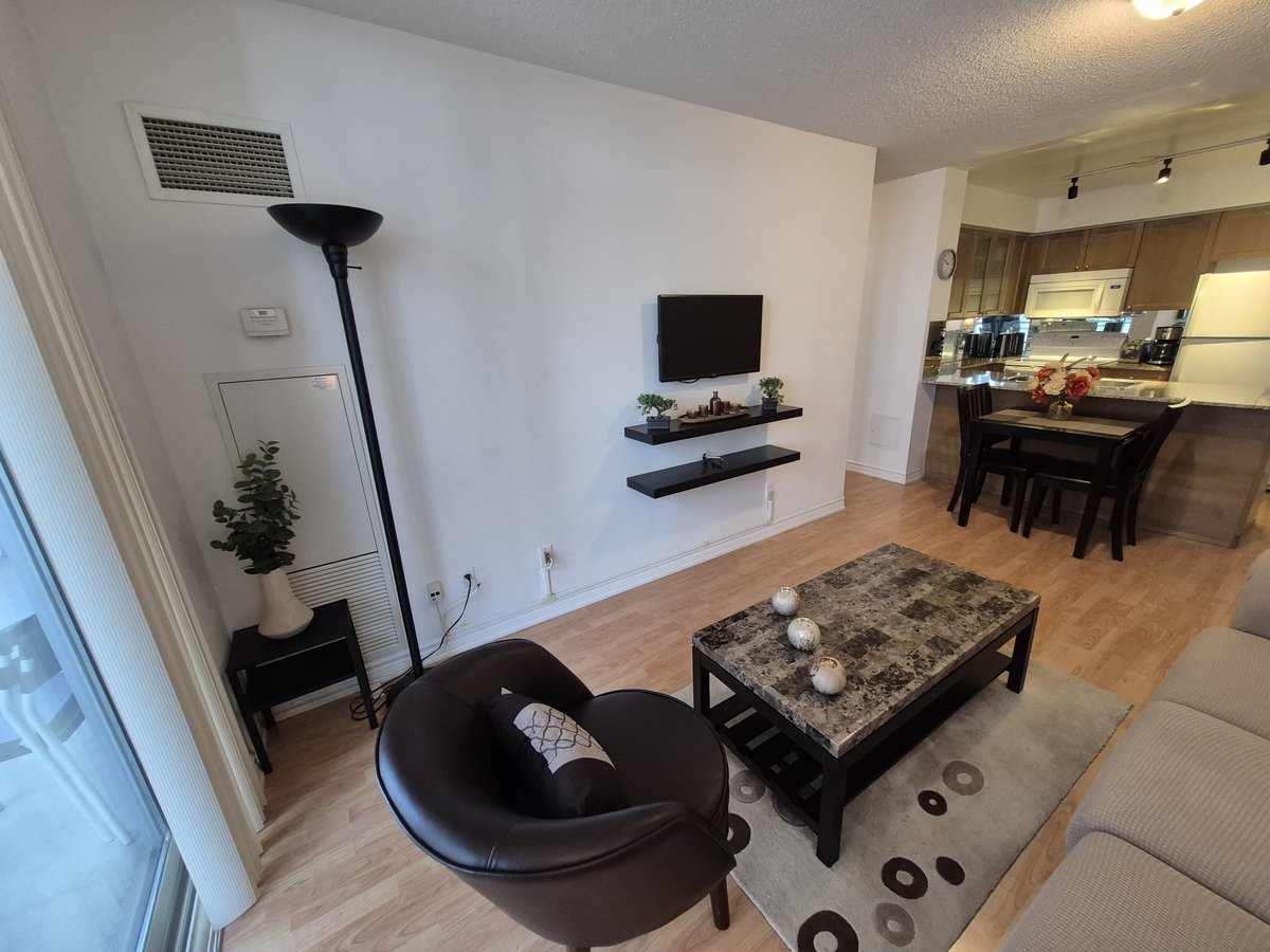 761 Bay Street - Photo 17