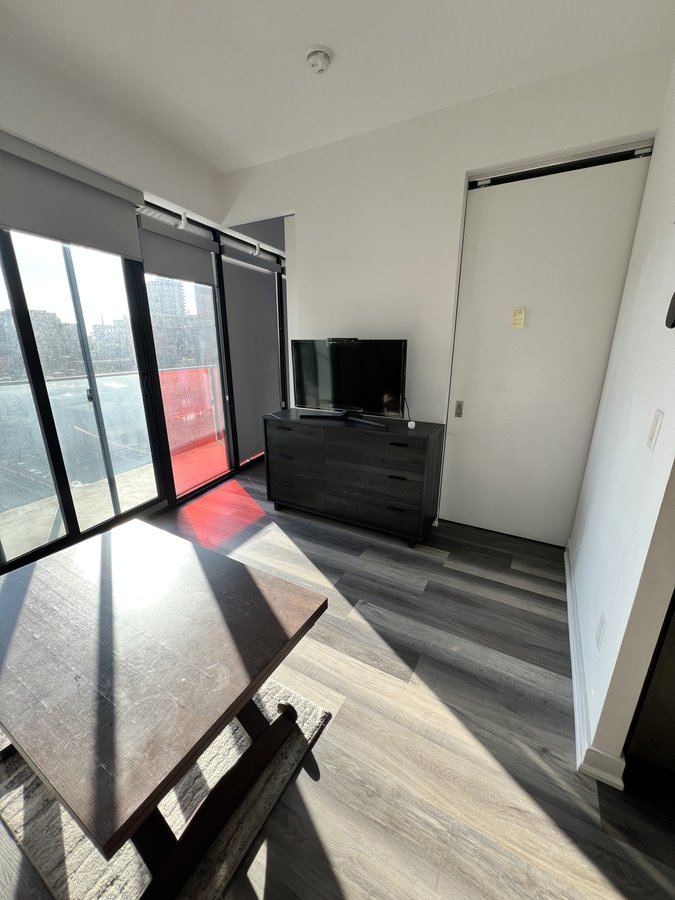 215 Queen Street West - Photo 10