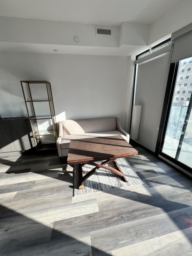 215 Queen Street West - Photo 4