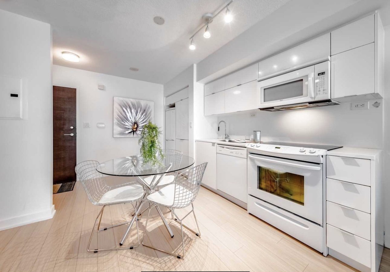 21 Iceboat Terrace - Photo 4