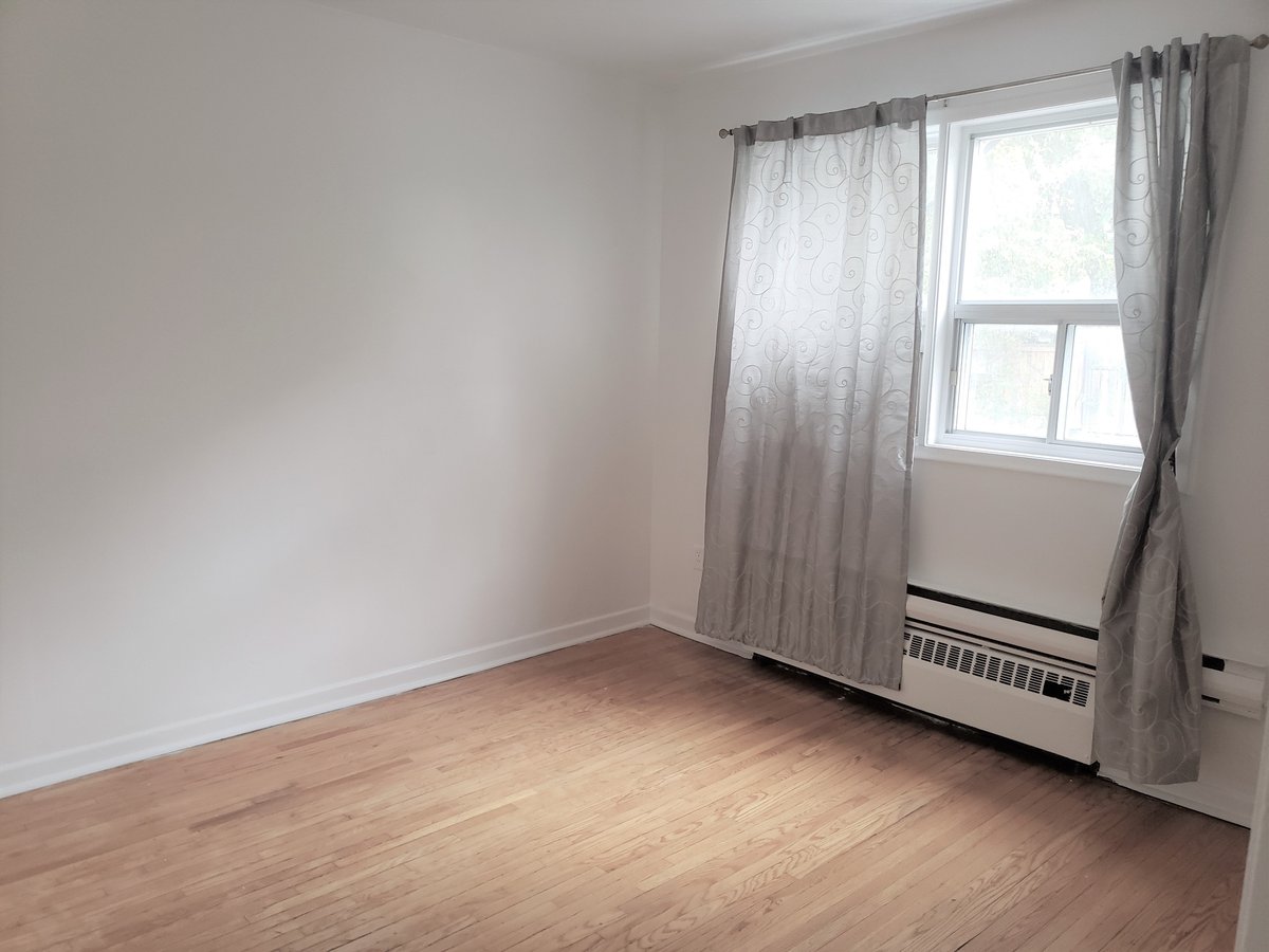 882A Eglinton Avenue West - Photo 8