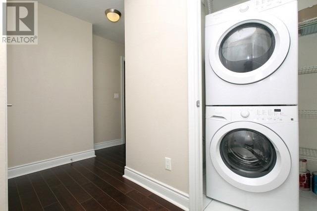 28 Ted Rogers Way - Photo 15