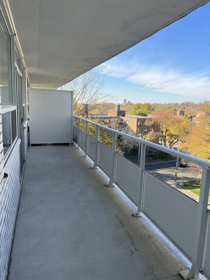 2121 Bathurst Street - Photo 5