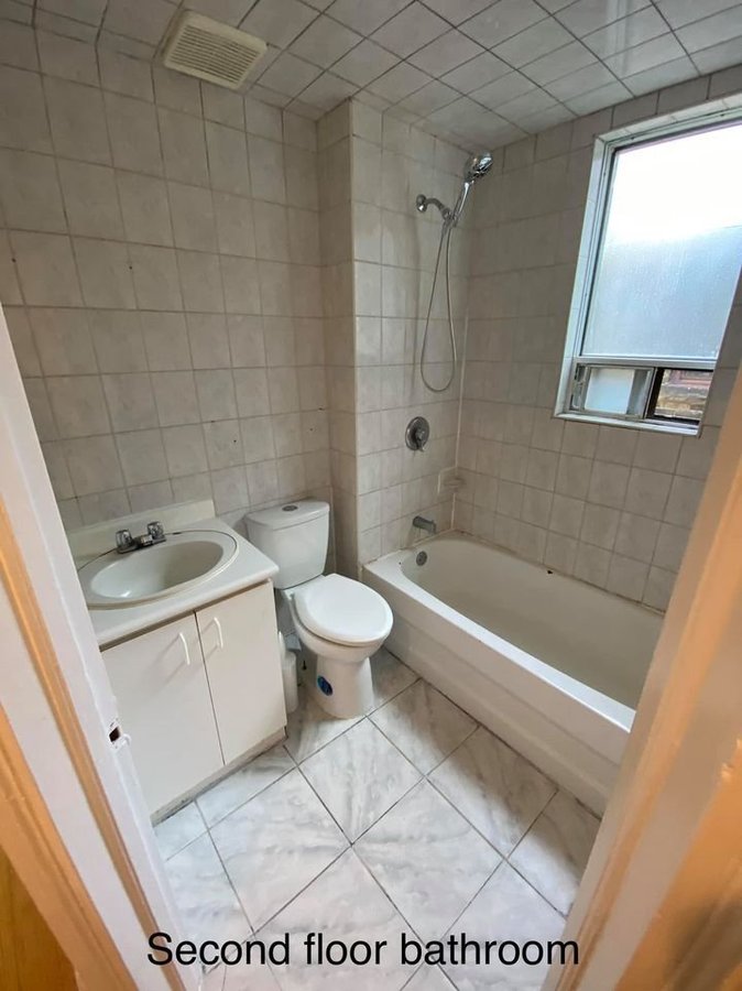 364 Dupont Street - Photo 38