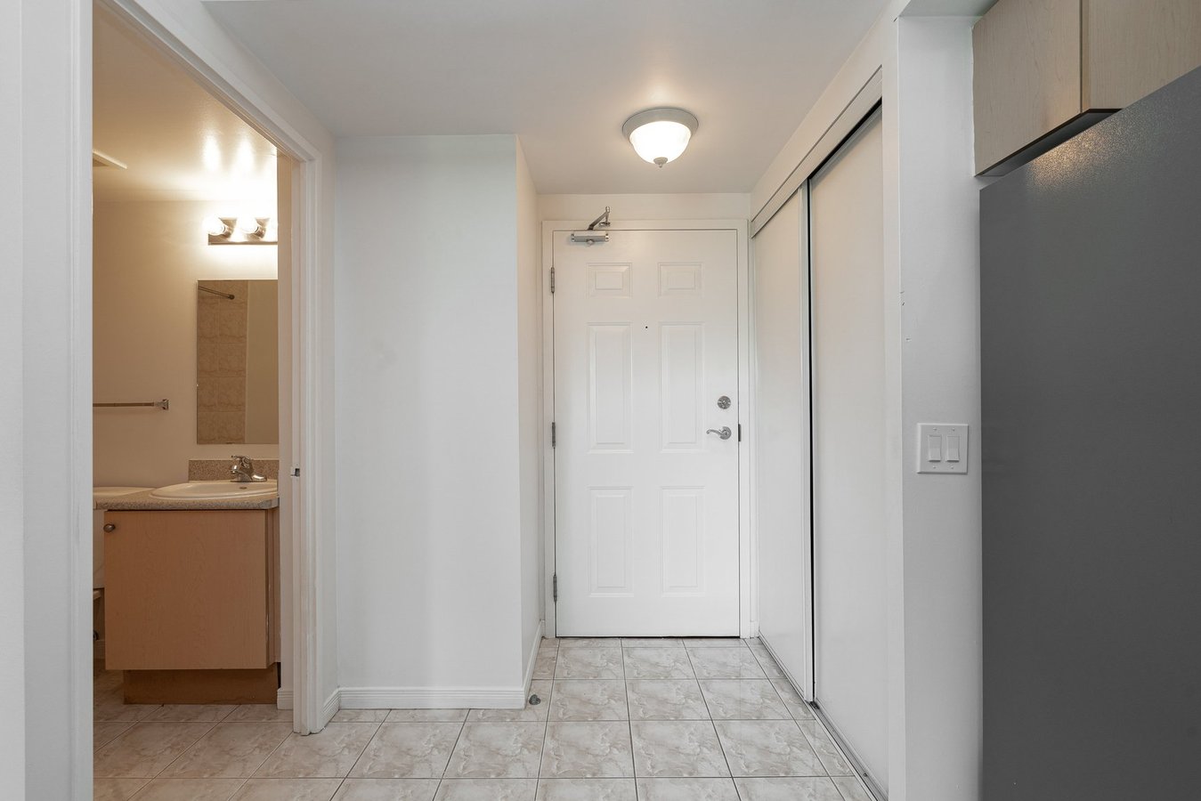 333 Sidney Belsey - Photo 3