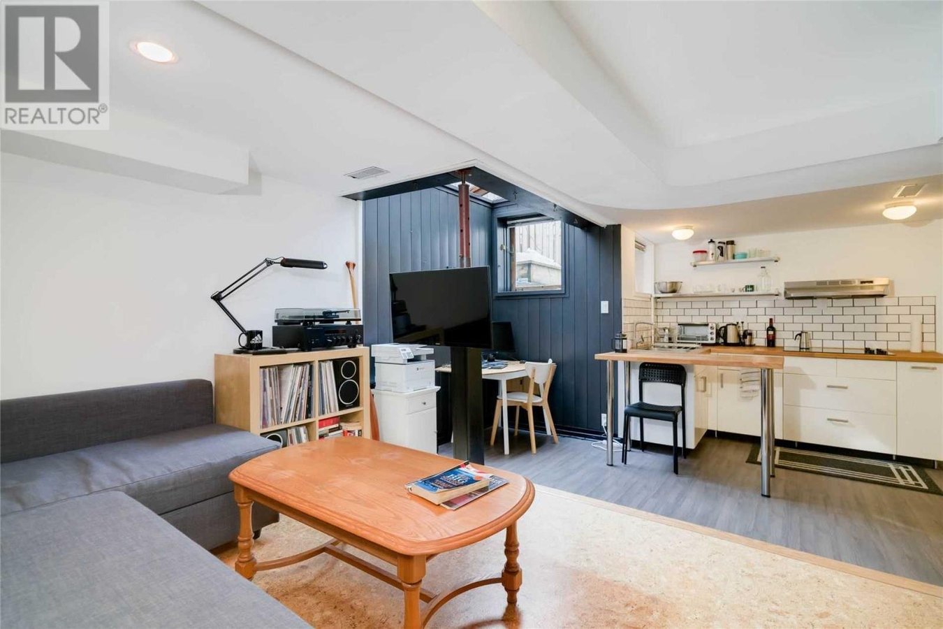 200 Robert Street - Photo 4