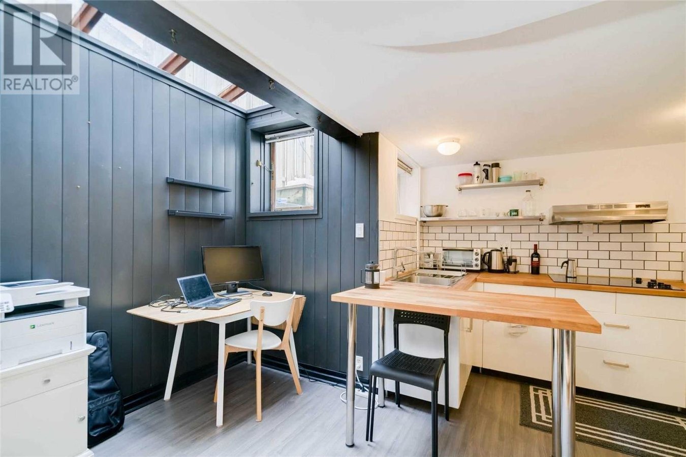 200 Robert Street - Photo 5
