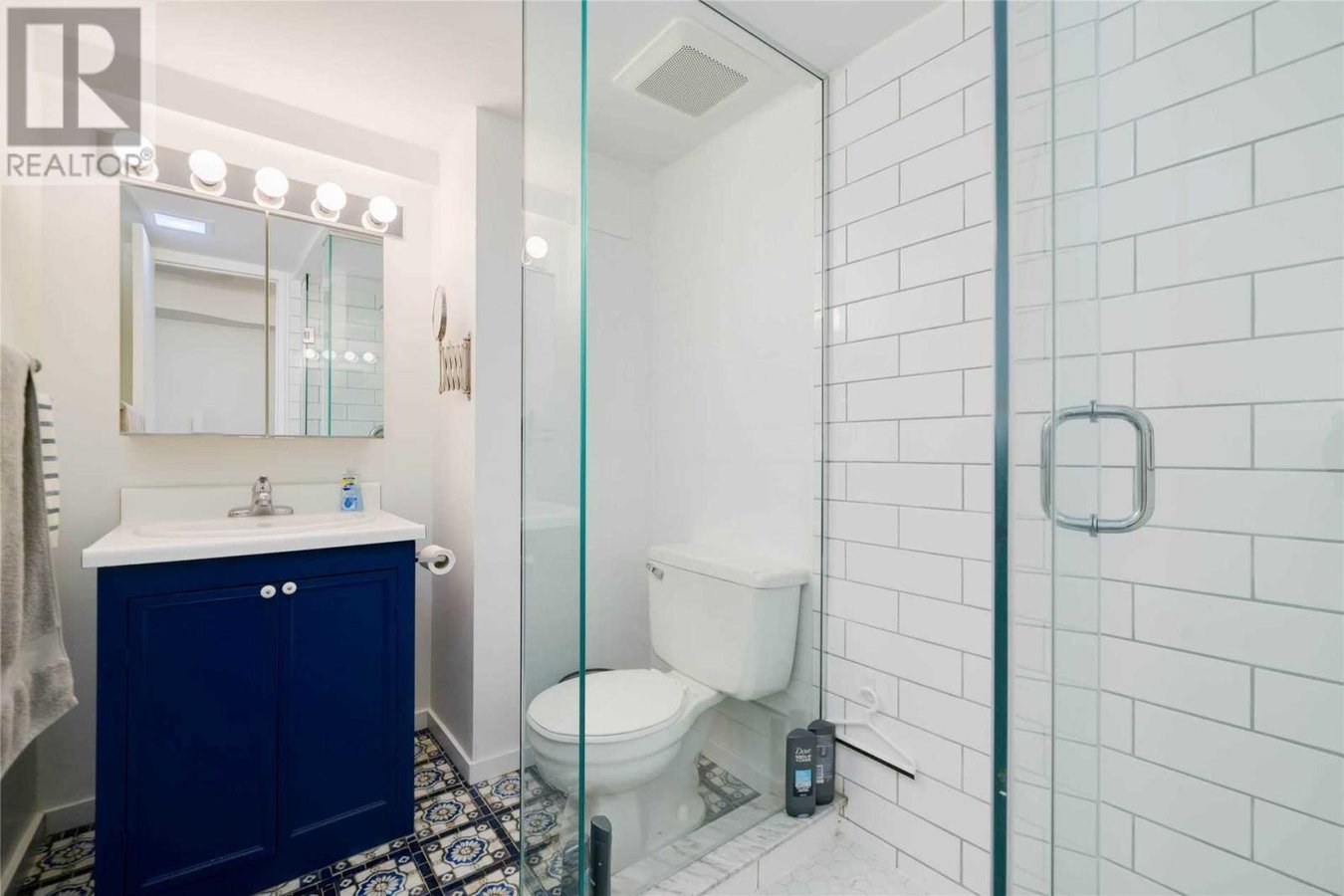 200 Robert Street - Photo 8