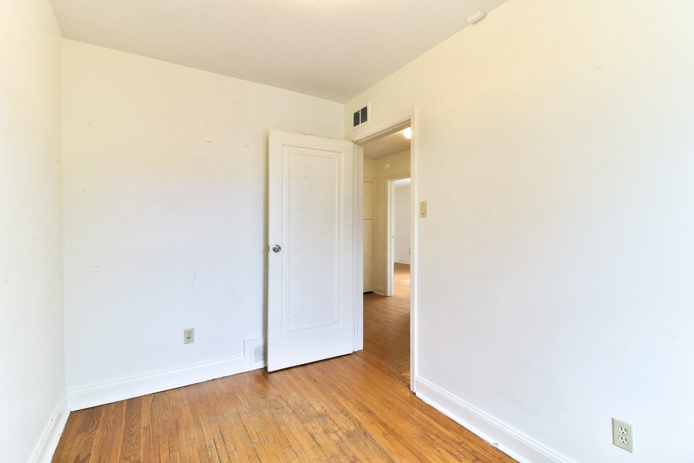 6 Lennox Street - Photo 3