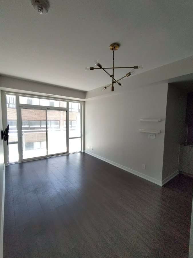 223 Saint Clair Avenue West - Photo 3