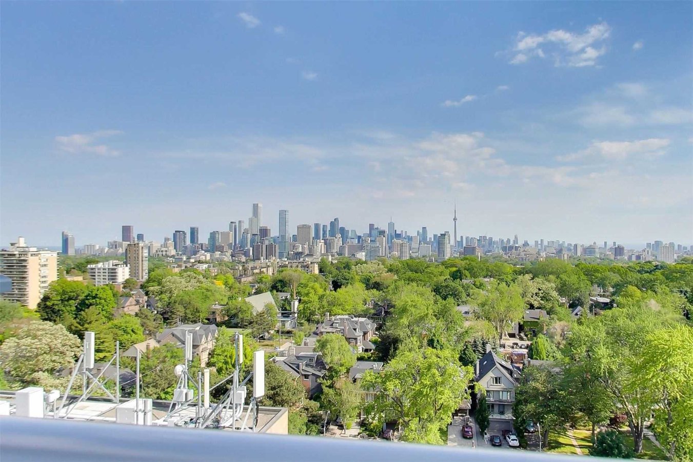 223 Saint Clair Avenue West - Photo 11