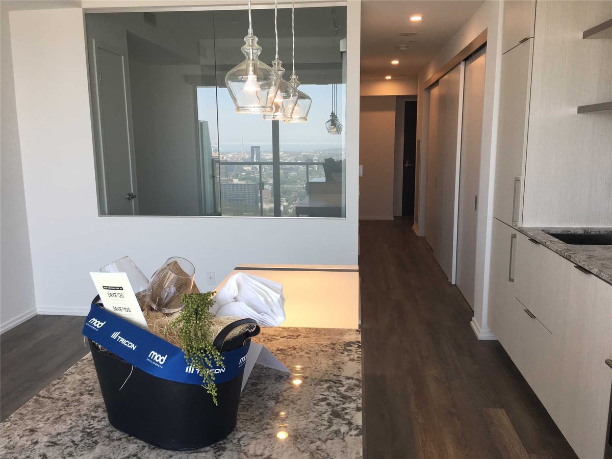 197 Yonge Street - Photo 8