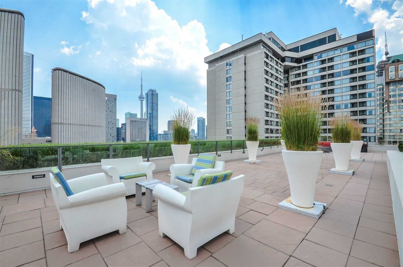 111 Elizabeth Street - Photo 2