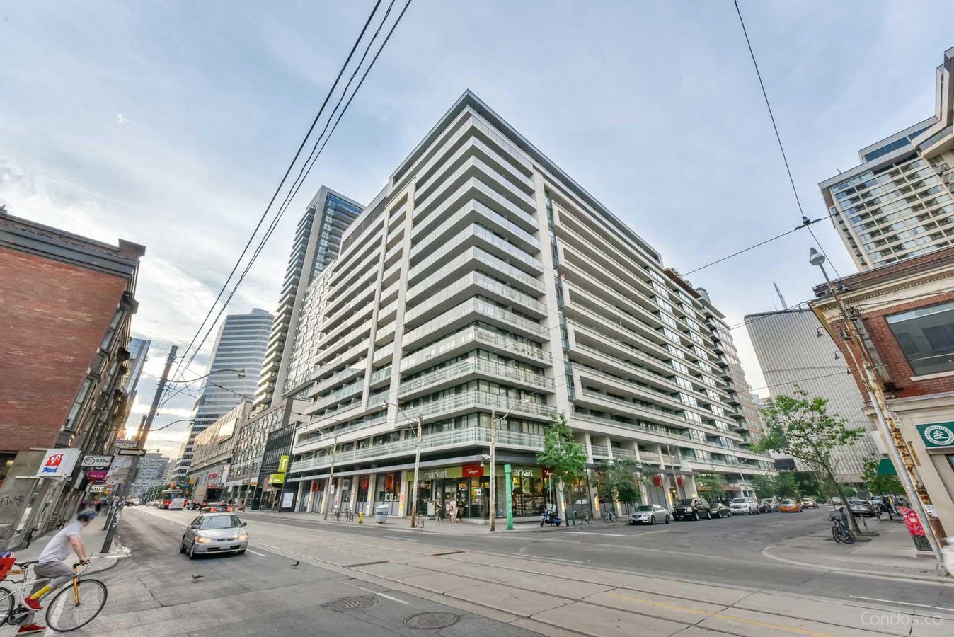 111 Elizabeth Street - Photo 3