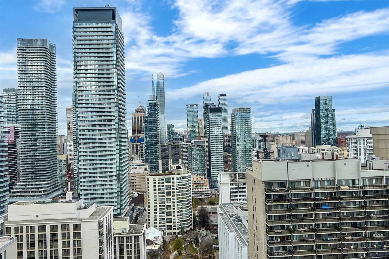 21 Carlton Street - Photo 20